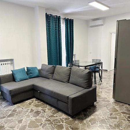 Lb&B Holiday Suite Downtown Bari Eksteriør billede